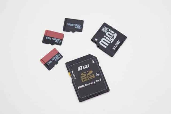 SDカードとmicro SDカード